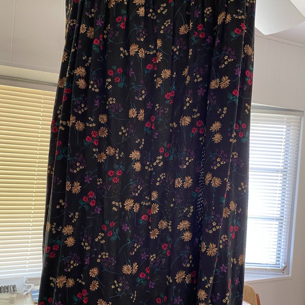 Black Floral Midi Skirt - 100% Rayon Skirt - Part Elastic Waist - Pockets